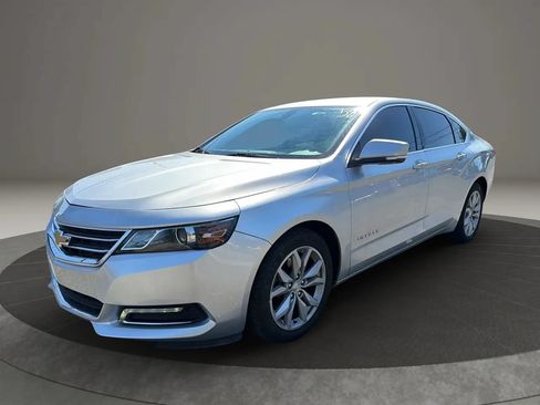 Used 2019 Chevrolet Impala LT FWD image 1