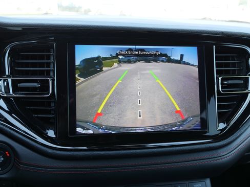 Used 2023 Dodge Durango GT image 27