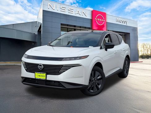 New 2025 Nissan Murano SL image 1