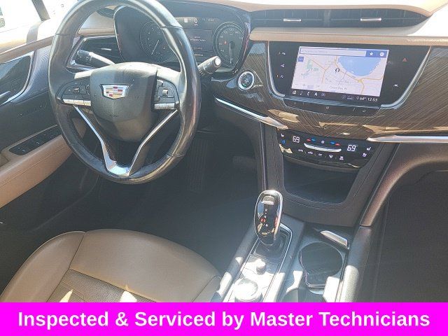 Used 2020 Cadillac XT6 Premium Luxury w/ Platinum Package AWD/4WD image 2