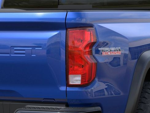 New 2026 Chevrolet Colorado Trail Boss AWD/4WD image 11
