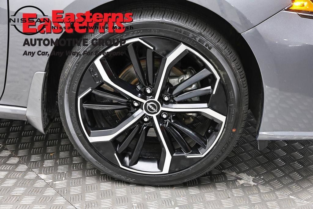 Used 2025 Nissan Altima 2.5 SR AWD/4WD image 32