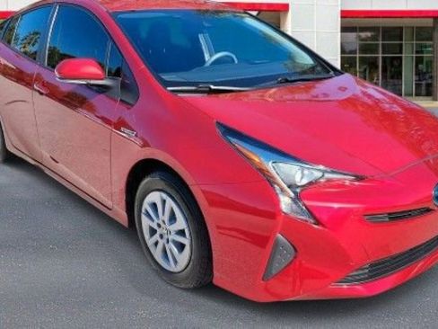 Used 2017 Toyota Prius One image 4