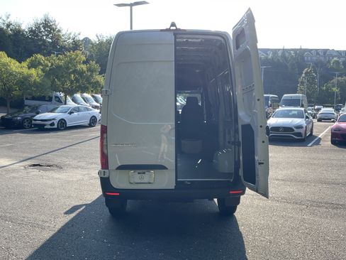 New 2025 Mercedes-Benz Sprinter 2500 image 11