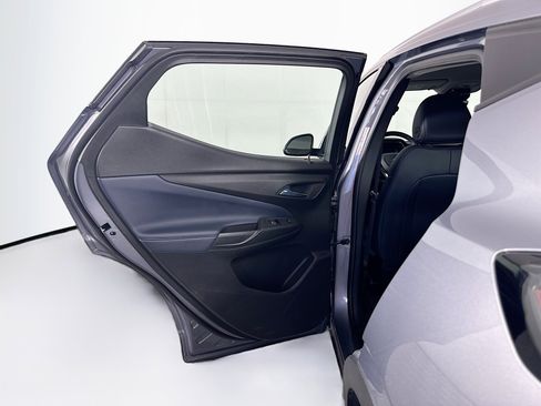 Used 2023 Chevrolet Bolt EUV Premier image 25