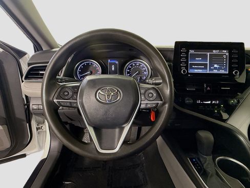 Used 2022 Toyota Camry LE FWD image 13