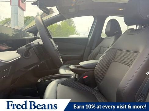 New 2026 Nissan Leaf Platinum+ w/ Floor Mat Package (Platinum+) FWD image 13