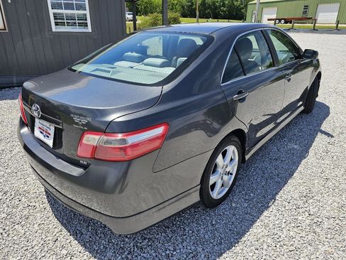 Used 2007 Toyota Camry SE FWD image 11