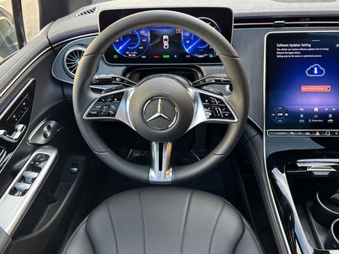 New 2026 Mercedes-Benz EQE 320 4MATIC Sedan image 26