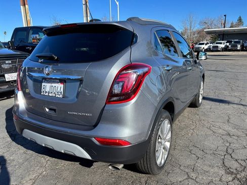 Used 2019 Buick Encore Preferred image 2