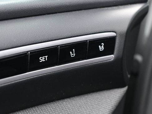 Certified 2023 Hyundai Tucson Limited AWD/4WD image 11