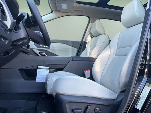 New 2026 Nissan Rogue SV AWD/4WD image 23