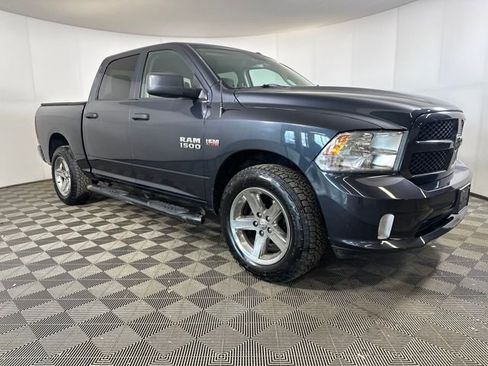 Used 2016 RAM 1500 Express image 2