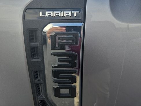 Used 2024 Ford F350 Lariat w/ Lariat Ultimate Package AWD/4WD image 43