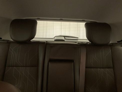 Used 2020 Chevrolet Trax LT w/ LT Convenience Package image 31