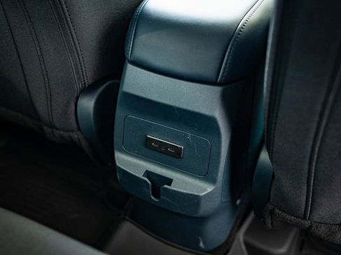 Used 2025 Ford Maverick XL image 32