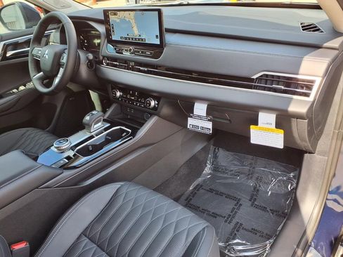 Used 2026 Mitsubishi Outlander SEL FWD image 8