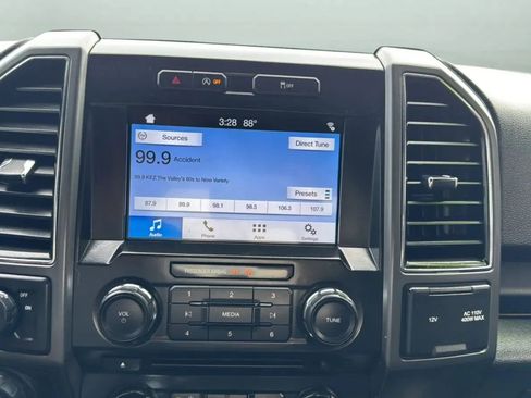 Used 2018 Ford F150 XLT w/ Equipment Group 301A Mid RWD image 29
