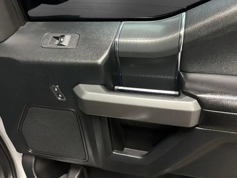 Used 2018 Ford F150 XLT w/ Equipment Group 302A Luxury AWD/4WD image 17