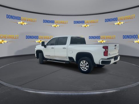 Used 2024 Chevrolet Silverado 2500 High Country w/ High Country Premium Package AWD/4WD image 6