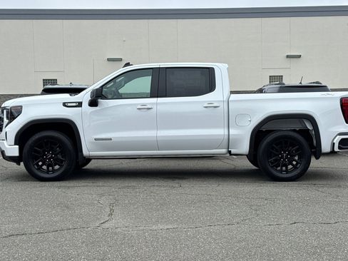 New 2026 GMC Sierra 1500 Elevation image 8