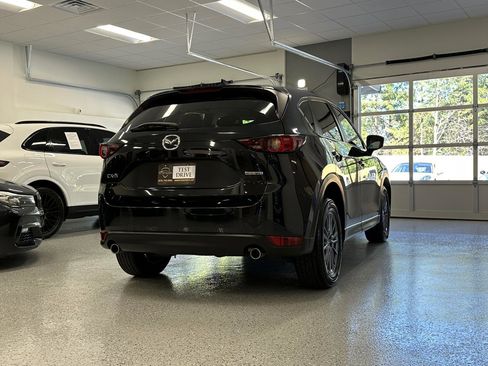 Used 2020 MAZDA CX-5 Touring FWD image 9