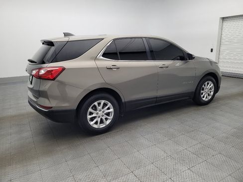 Used 2018 Chevrolet Equinox LT FWD image 10