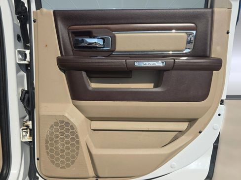 Used 2016 RAM 2500 Laramie w/ Convenience Group image 19