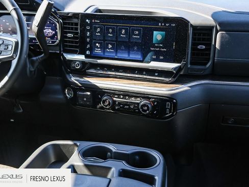 Used 2024 Chevrolet Silverado 1500 LT AWD/4WD image 16