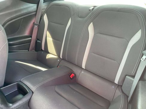 Used 2022 Chevrolet Camaro LT RWD image 19