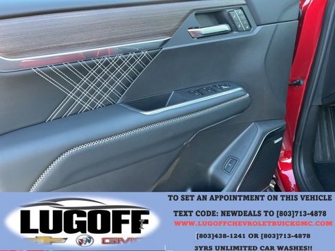 New 2026 GMC Acadia Denali w/ Super Cruise Package image 5