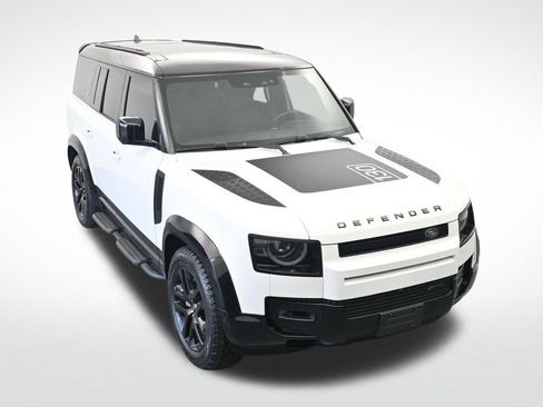 Used 2023 Land Rover Defender 130 X-Dynamic SE AWD/4WD image 22