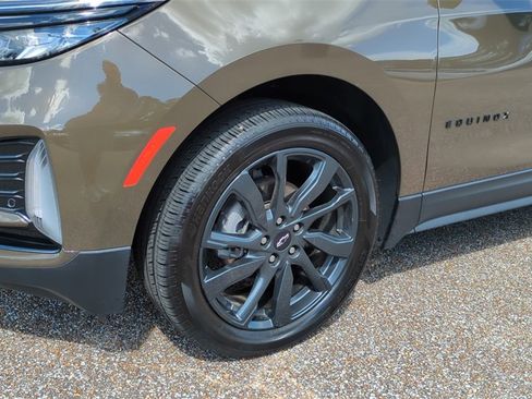 Used 2024 Chevrolet Equinox RS w/ RS Leather Package image 9