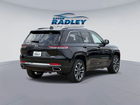Used 2022 Jeep Grand Cherokee Overland w/ Adv Protech Group III image 2