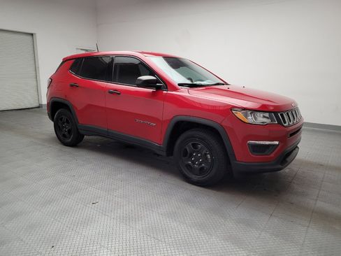 Used 2018 Jeep Compass Sport FWD image 11