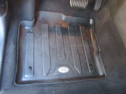 Used 2018 Land Rover Discovery Sport HSE image 59