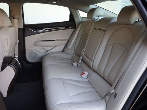 Used 2017 Buick LaCrosse Preferred FWD image 21