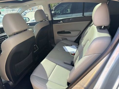 Certified 2022 Kia Sportage EX AWD/4WD image 22