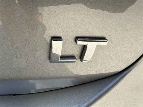 Used 2024 Chevrolet Equinox LT image 20