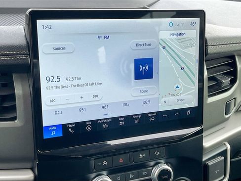 Used 2024 Ford Expedition XLT image 15