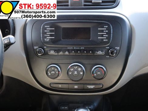 Used 2015 Kia Soul + FWD image 18