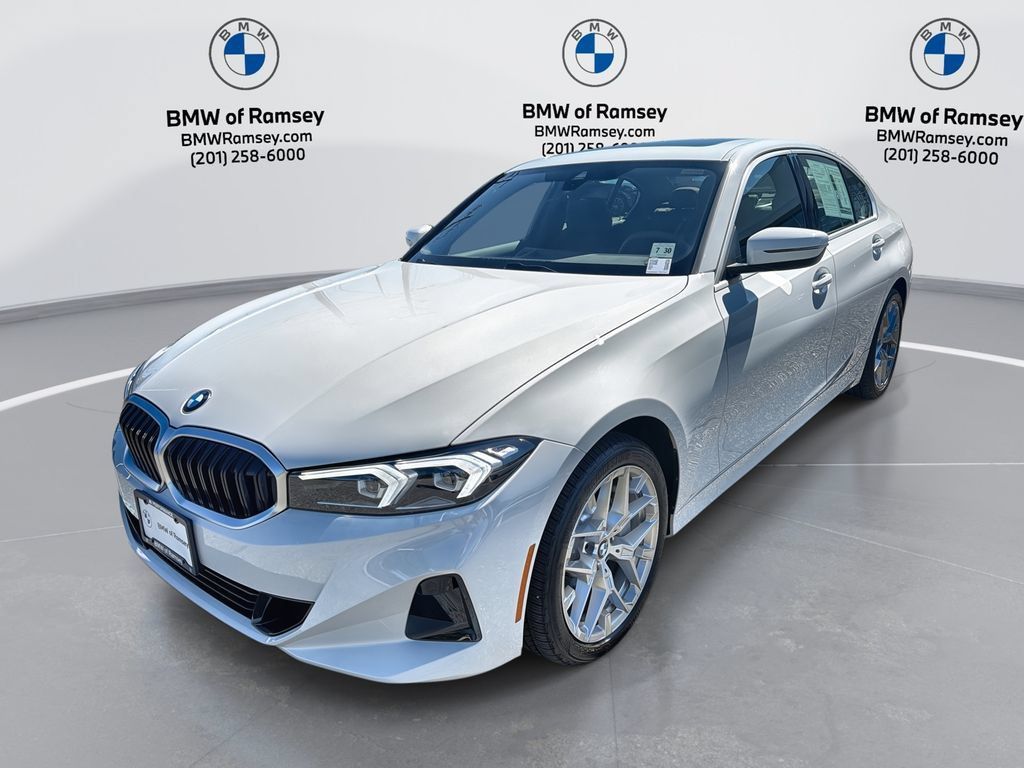 Used 2025 BMW 330i xDrive Sedan AWD/4WD image 1