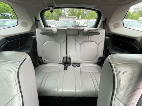 Used 2023 Honda Pilot Elite image 8