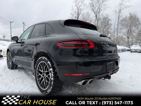 Used 2018 Porsche Macan S image 12