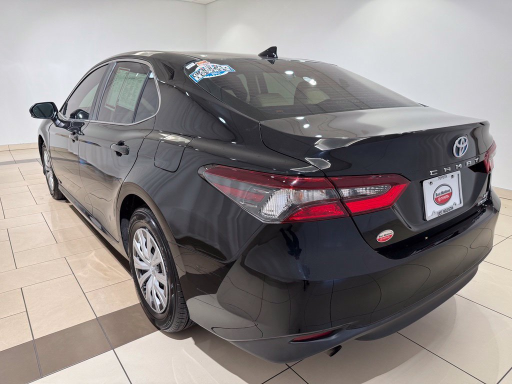 Certified 2023 Toyota Camry LE FWD image 3