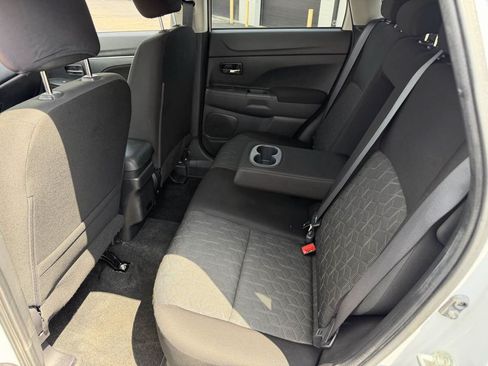 Used 2022 Mitsubishi Outlander Sport ES AWD/4WD image 13