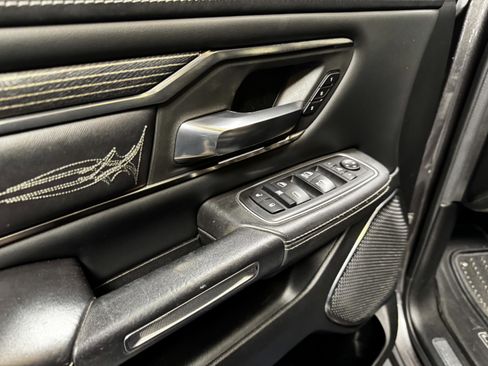 Used 2020 RAM 1500 Limited w/ Body Color Bumper Group image 31