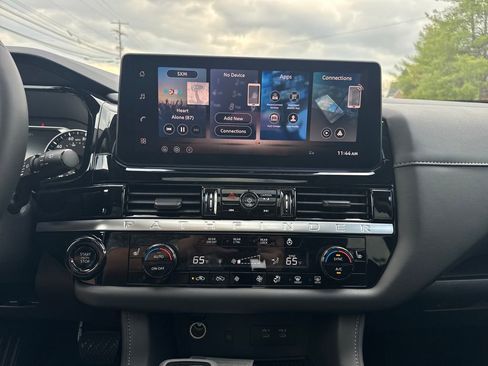 New 2026 Nissan Pathfinder SV w/ SV Premium Package image 19