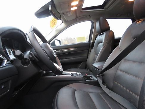 Used 2022 MAZDA CX-5 AWD 2.5 S w/ Premium Plus Pkg image 11