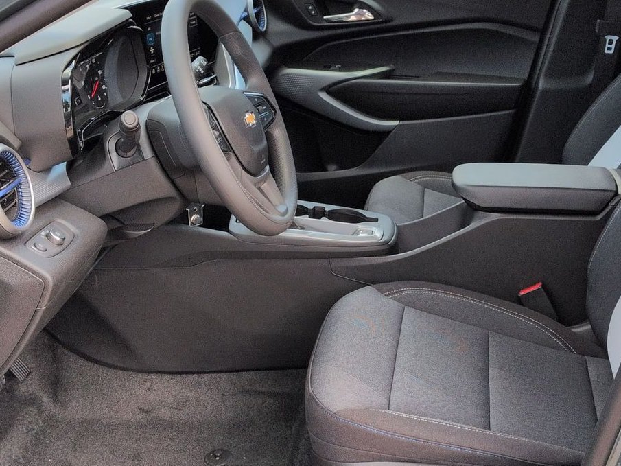 New 2026 Chevrolet Trax LS w/ Driver Confidence Package FWD image 20